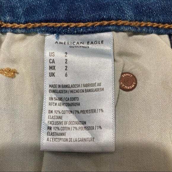 AMERICAN EAGLE Sz 2 High Rise Shortie Distressed Super Stretch Button Fly Shorts - Picture 10 of 13